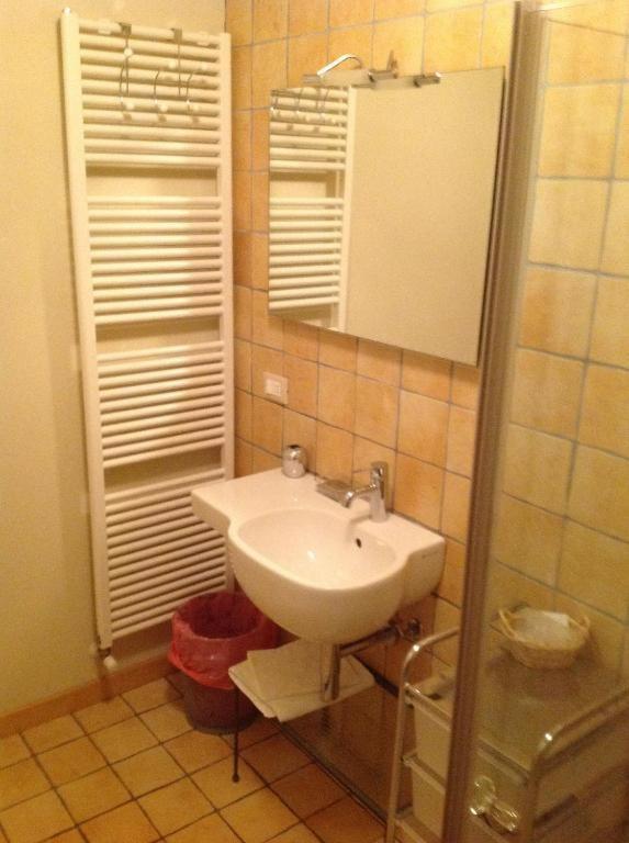 セストラ Antica Casa Menetti B E B Bed & Breakfast エクステリア 写真